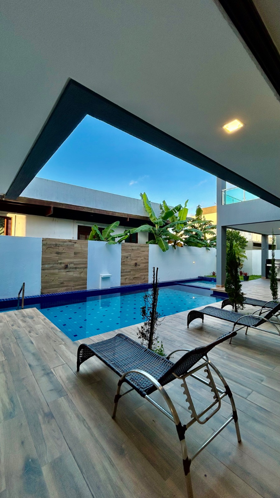 Casa 4 quartos (4 suítes) semimobiliado para alugar no Portal do Sol , em João Pessoa — foto 10